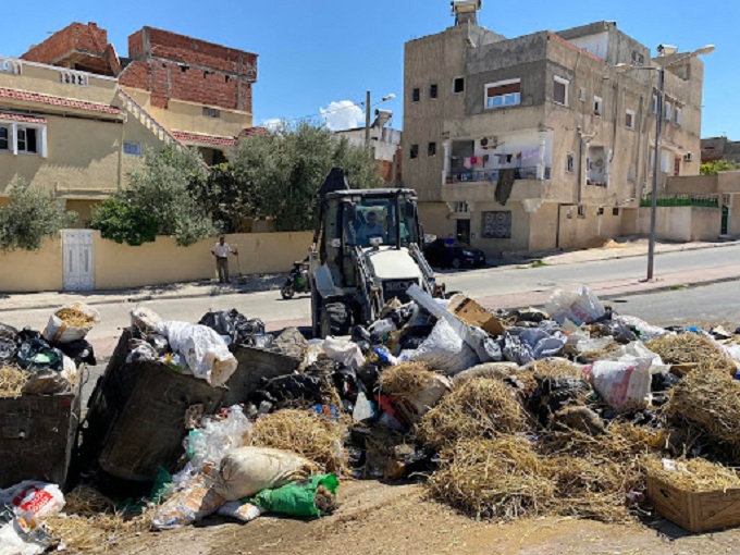 عيد الأضحى يسجل ذروتها..   حملة بيئية للحد من إلقاء الفضلات عشوائيا.. وتغريم المخالفين..